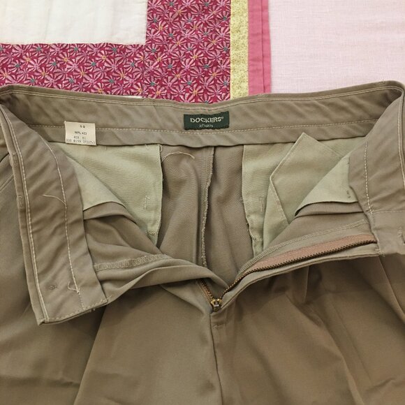 Dockers Men's Khakis Pants - Picture 3 of 5